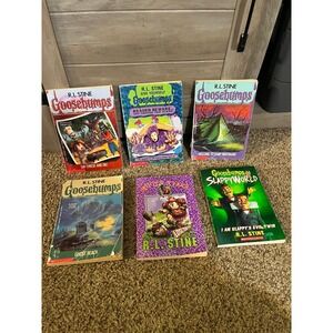 Goosebumps‎ book lot